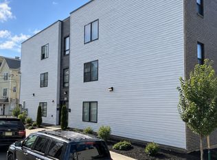 36 Auburn St #1, Paterson, NJ 07501