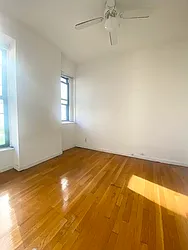 Rented by MOTION New York