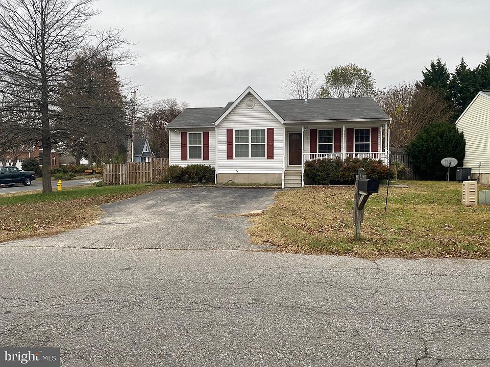 2nd image of 670 Wise Ave