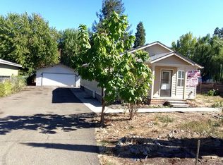 1713 Kendall St, Roseburg, OR 97471