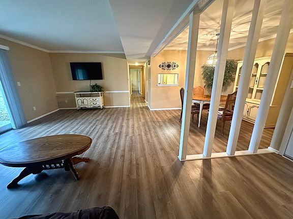 5th image of 925 Wiltshire Dr APT D