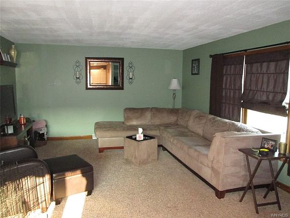 4th image of 62 Joel Dr