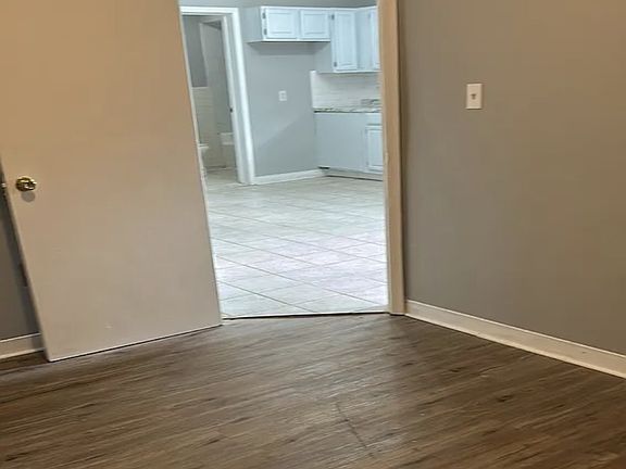 2nd image of 264 S 1st St