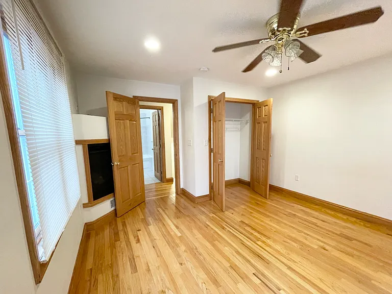 241 W 3rd St #2F — Photo 4