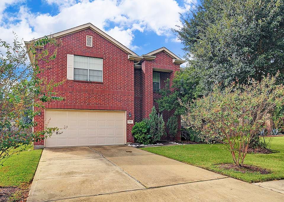 1st image of 1908 Winding Hollow Dr