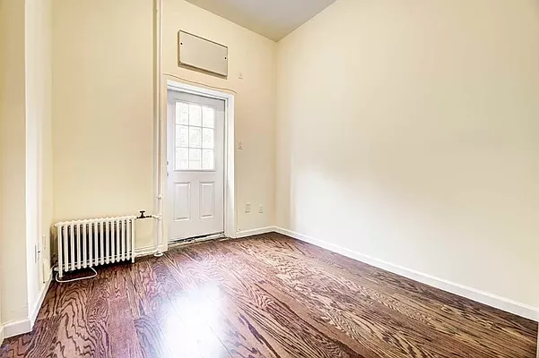 Rented by REAL New York | media 20