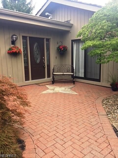 1st image of 381-26 Knollwood Dr