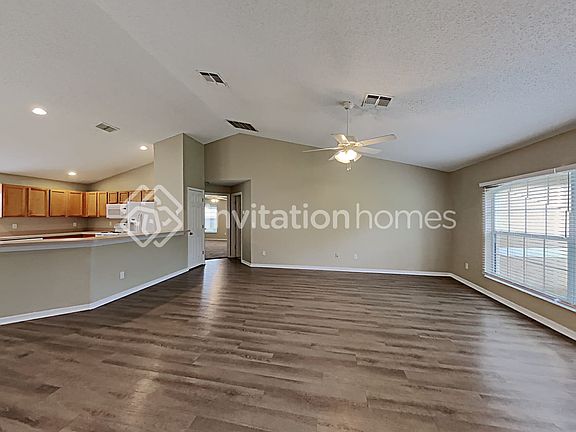 5th image of 311 Colony Ct