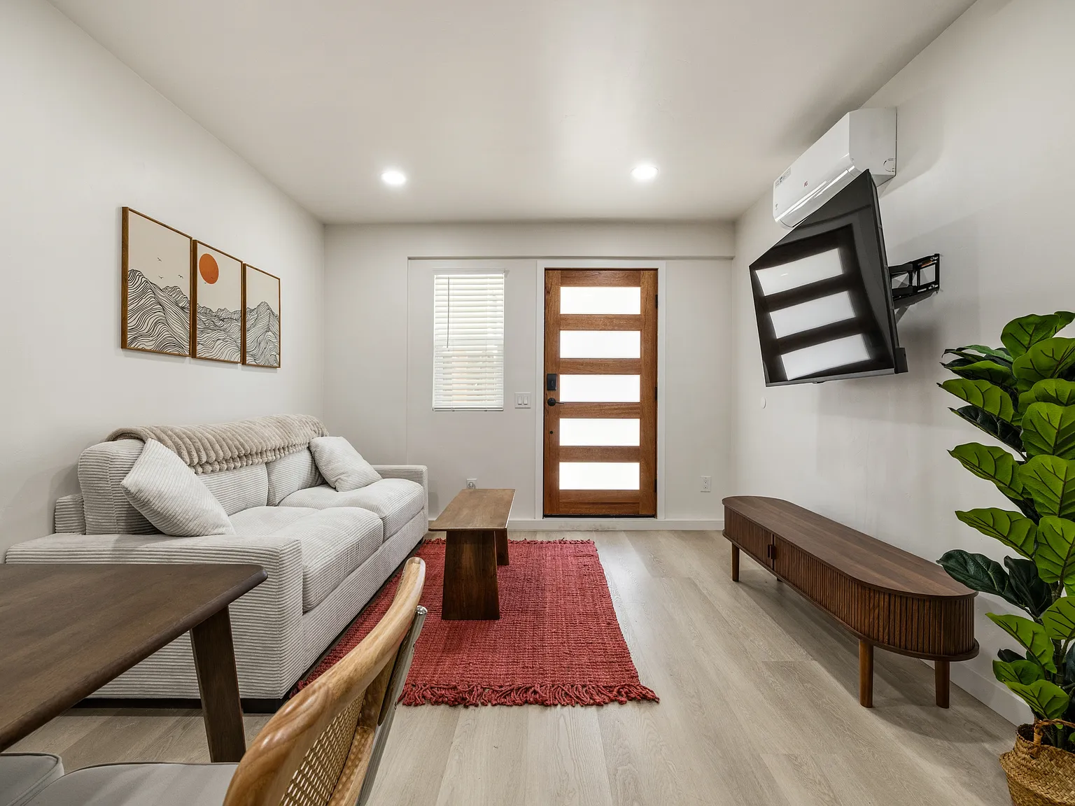 4018 Riviera Drive - 1 — Photo 3
