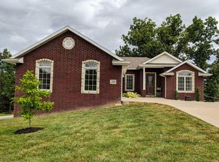 250 Ellsworth Dr, Holts Summit, MO 65043