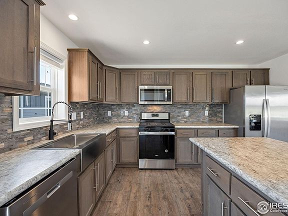 3rd image of 4277 Gaslamp Dr