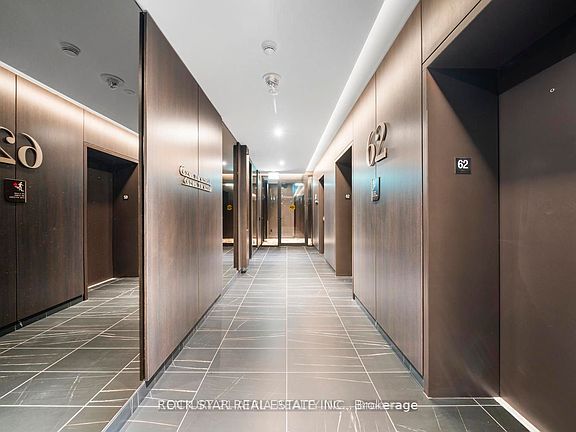 4th image of 11 Yorkville Ave #5409
