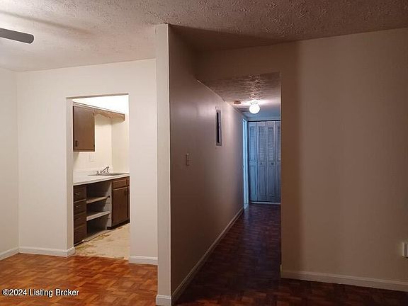 4th image of 3502 Lodge Ln APT 136