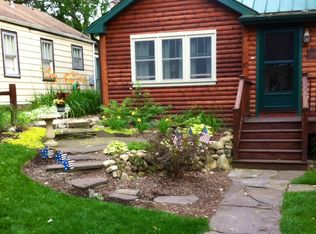 7715 S Oak Rd, Wonder Lake, IL 60097