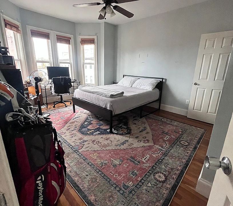 1st image of 731 Parker St #13