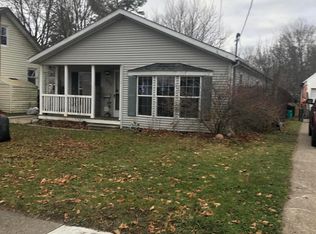535 Samantha Ave, Lansing, MI