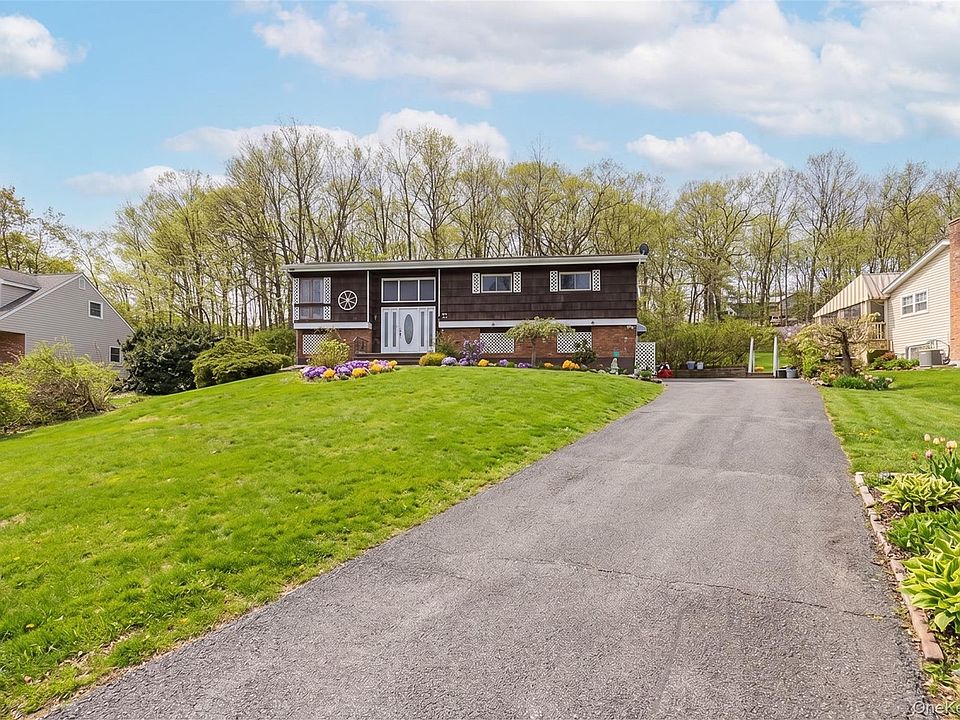 1st image of 75 Tennyson Drive