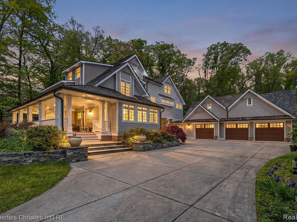 1st image of 1041 Greentree Rd