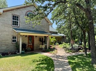 718 Boling Ranch Rd, Azle, TX 76020