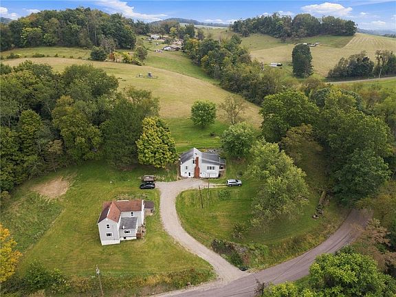 2nd image of 928 Duvall Rd
