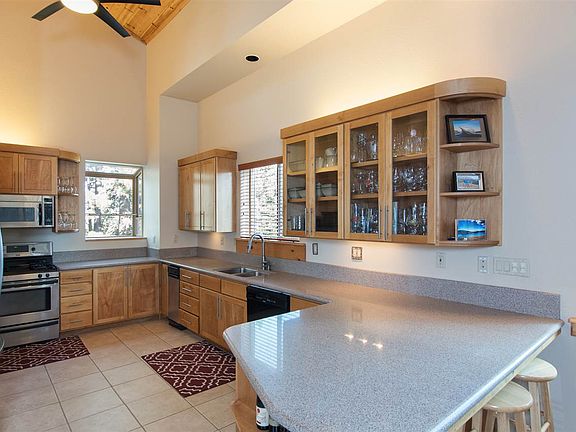 4th image of 12390 Sierra Dr