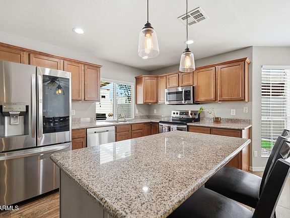 3rd image of 1825 N APACHE Drive