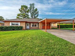 2710 W Walker St, Denison, TX 75020
