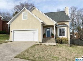 700 Ridge Way Cir, Hoover, AL 35226