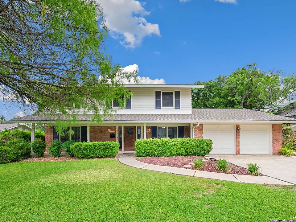 1st image of 3214 OAKLEAF DR