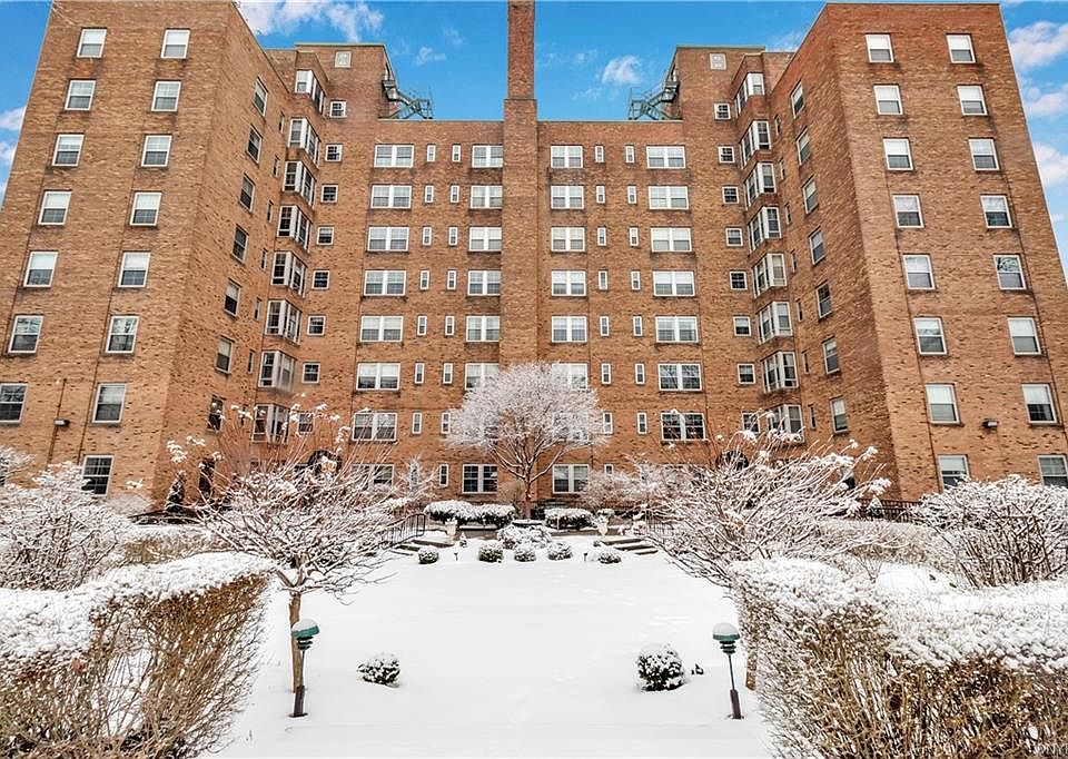 1st image of 751 W Ferry St APT 1CD