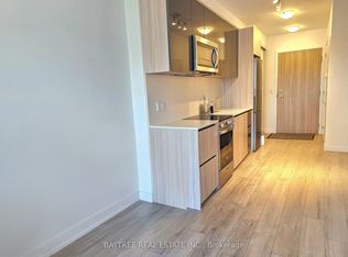 3100 Keele St #526, Toronto, ON M3M 0E1