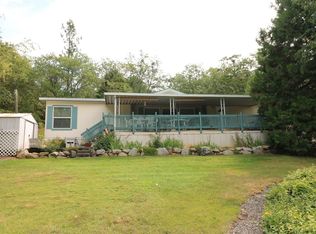 5607 Cloverlawn Dr, Grants pass, OR 97527