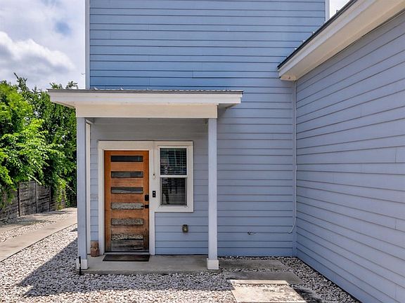 5th image of 7607 Providence Ave #A