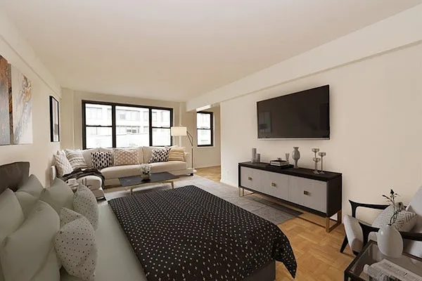 250 E 39th St #8F — Photo 1