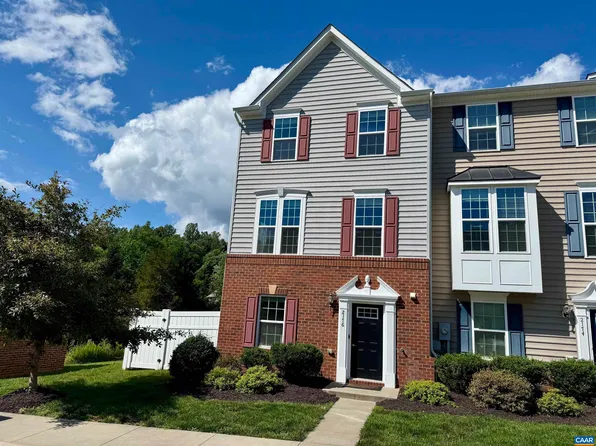 2176 Whispering Hollow Ln, Charlottesville, VA 22911