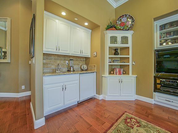 5th image of 1940 Chambers Cir