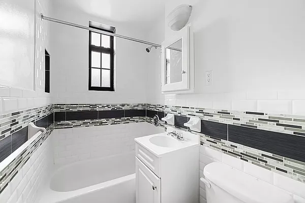 Rented by REAL New York | media 9