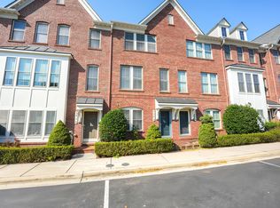 2608 S Kenmore Ct, Arlington, VA 22206