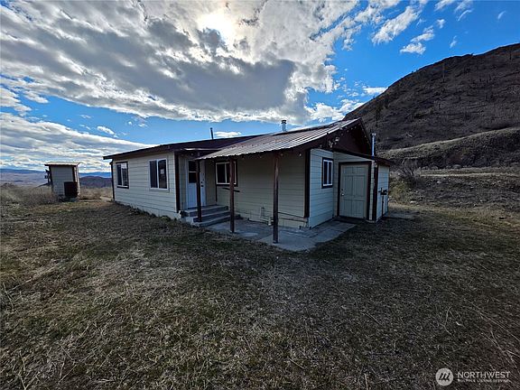 5th image of 105 Emily Road