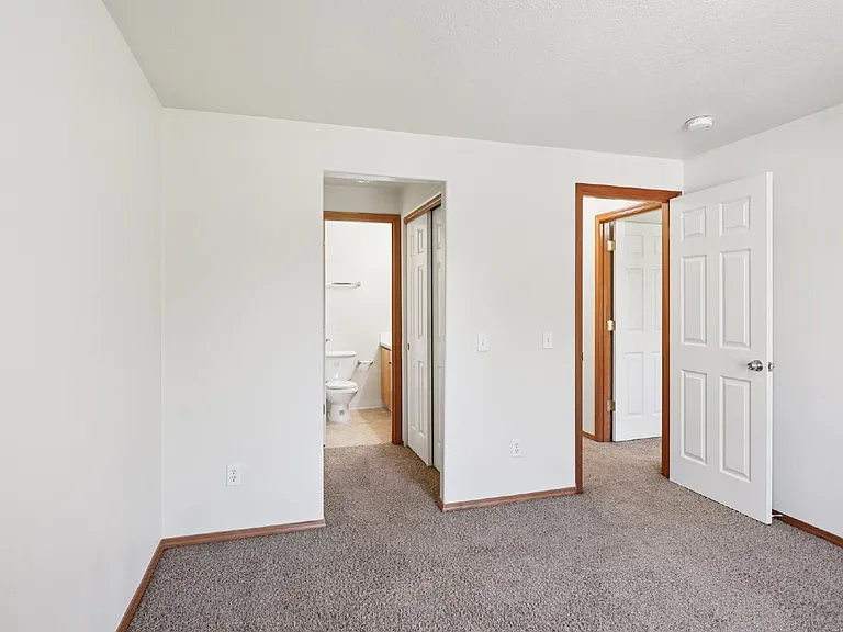 2110 Baines Blvd — Photo 5