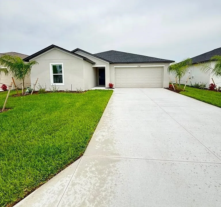 17328 Cantu Ct