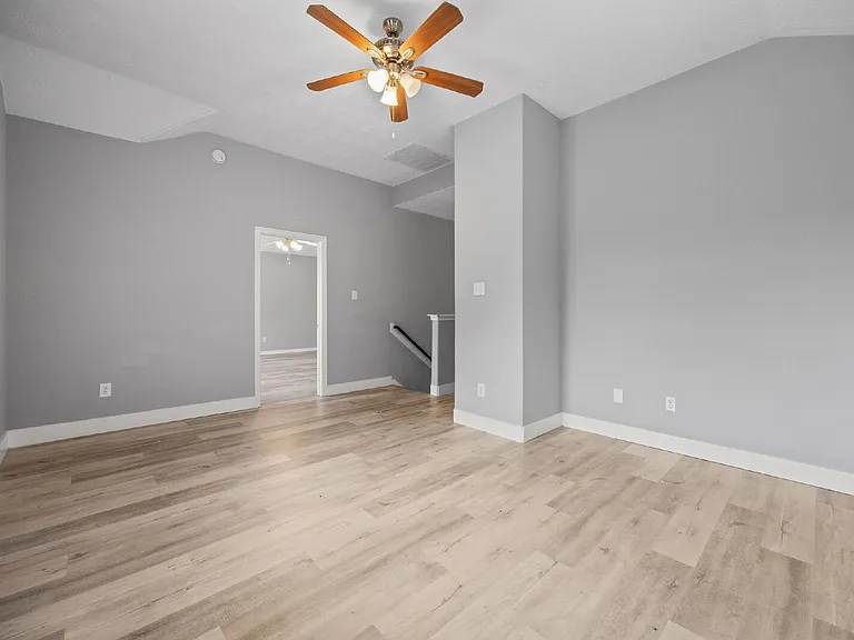 4500 Upland Circle Dr — Photo 17