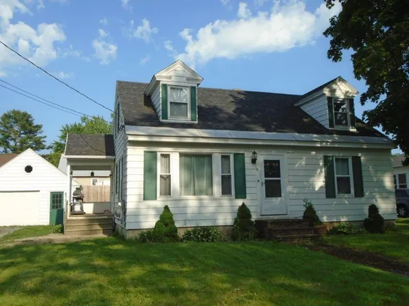 18 Whipple Street, Winslow, ME 04901