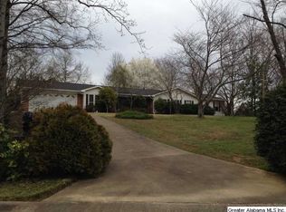 729 Country Club Trl, Gardendale, AL 35071