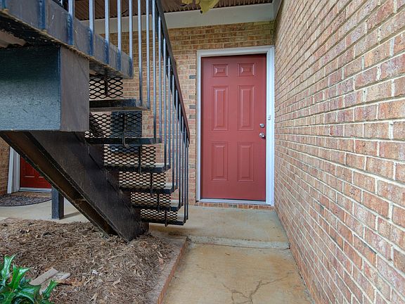 2nd image of 4615 Coronado Dr APT F