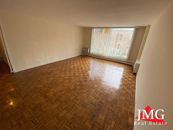 4th image of 1616 Hinman Ave #2DD