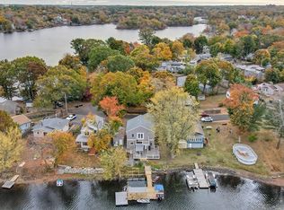 106 Lake Shore Dr, Weymouth, MA 02189