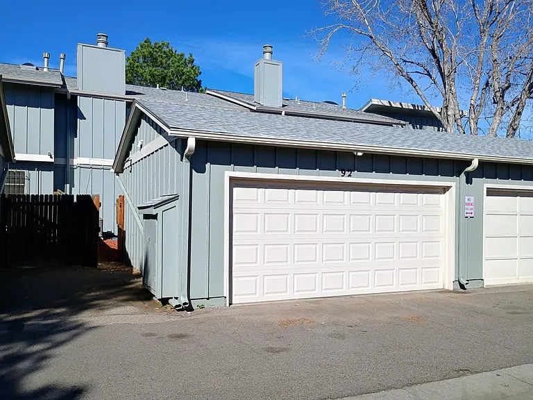 10360 E Jewell Ave — Photo 40