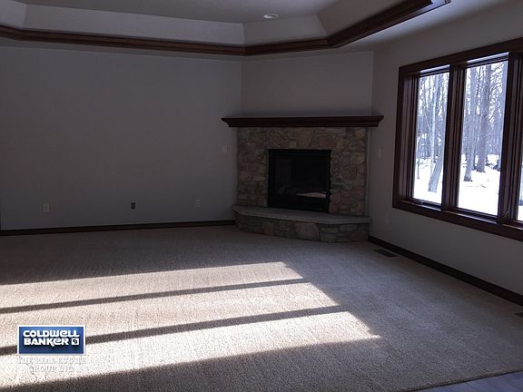 3rd image of 8109 W Oak Dr #24-01