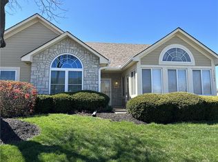 11262 S Pflumm Rd, Olathe, KS 66215